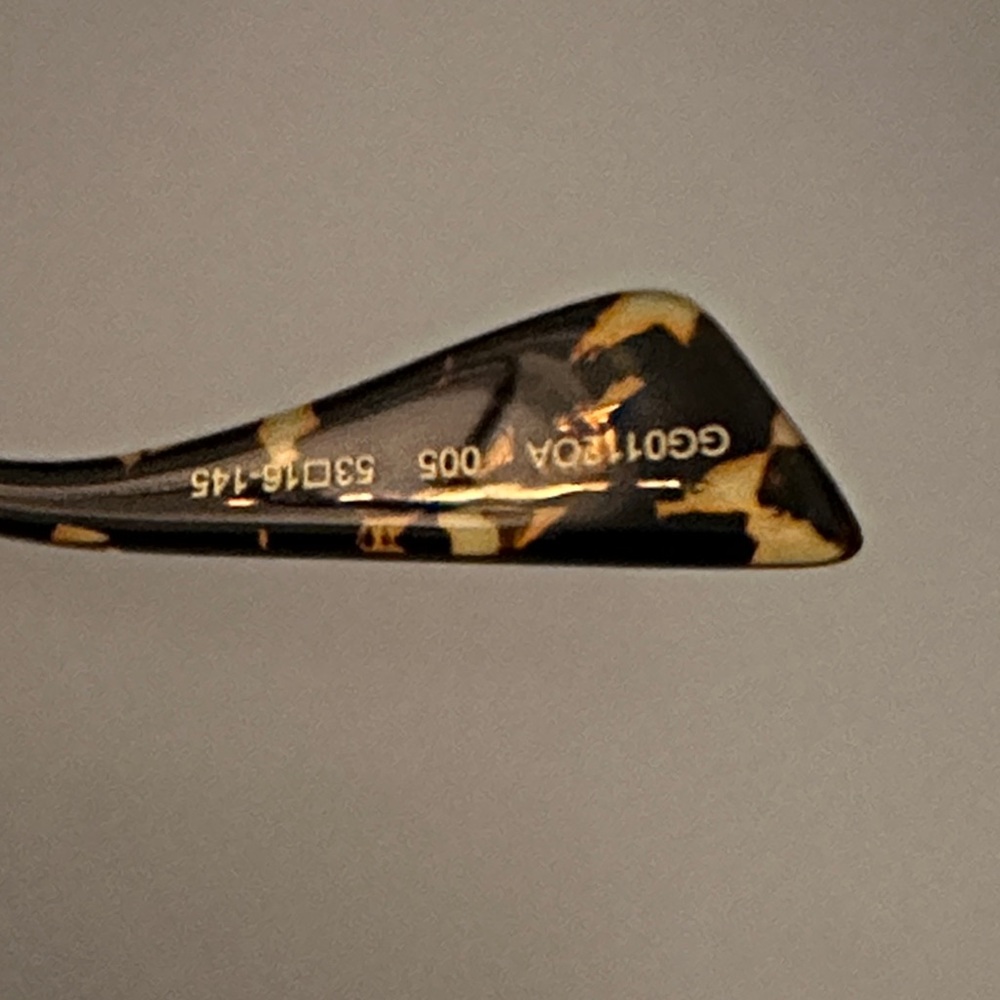 Gucci Women's Maroon and Gold Glasses - Picture 3 of 7